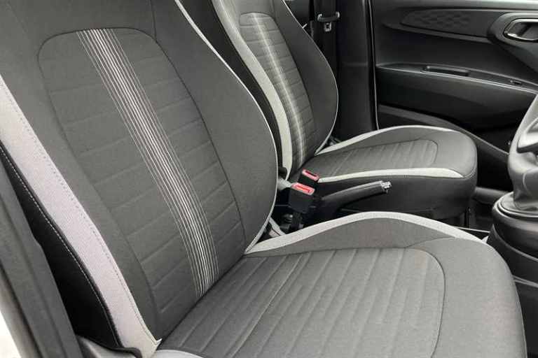 2025 Hyundai i10 1.0 [63] Advance 5dr Auto [Nav] HATCHBACK PETROL Automatic