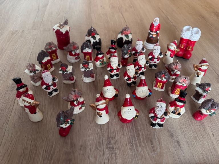Job Lot of Christmas Themed Ceramic Figurines – Good Condition