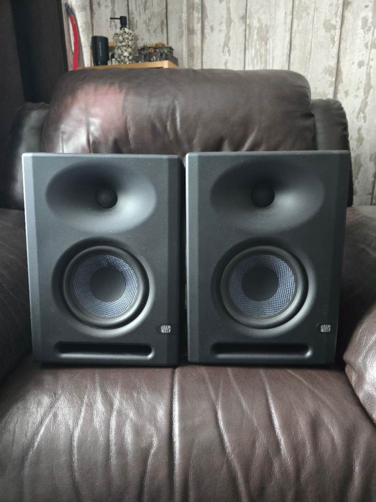 Presonus Eris E5XT Active studio monitors for sale