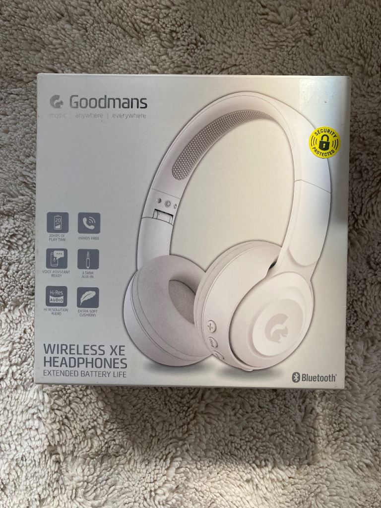 Brand new white wireless XE foldable headphones Goodmans