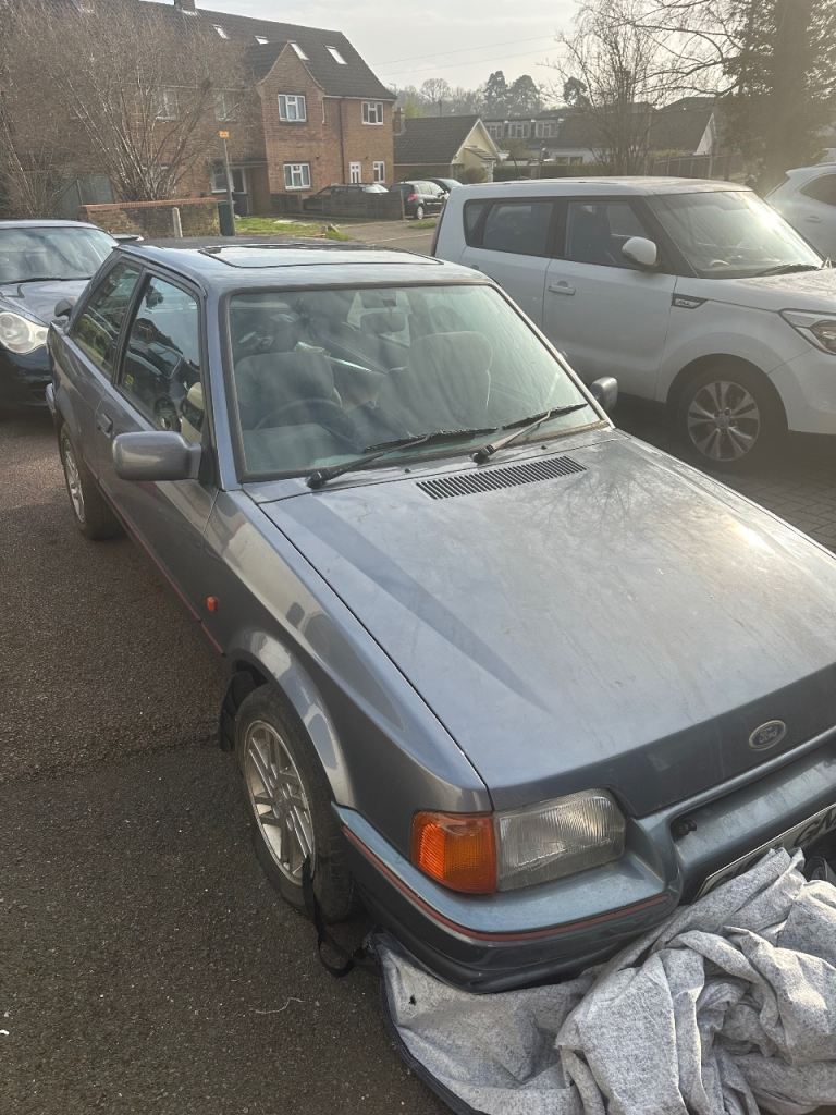 Ford, ESCORT, Hatchback, 1990, Manual, 1596 (cc), 3 doors