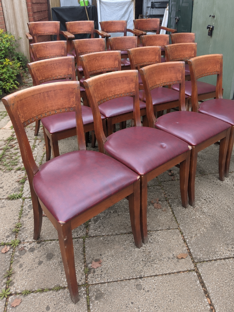 🔥 STUNNING VINTAGE SOLID WOOD BURGUNDY DINING CHAIRS – 22 MATCHING CHAIRS – RESTAURANT / HOTEL 