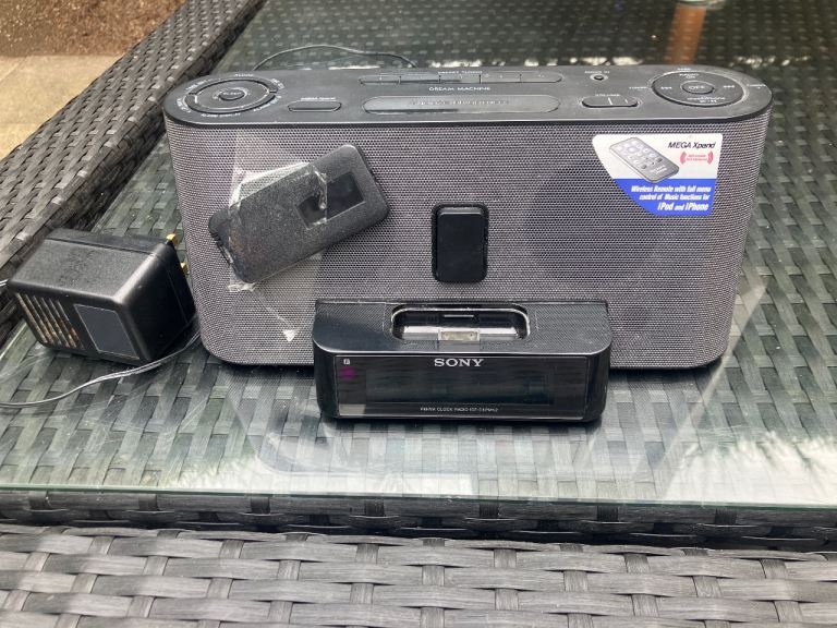 Sony Speaker Dock for iPod/iPhone – Good Condition