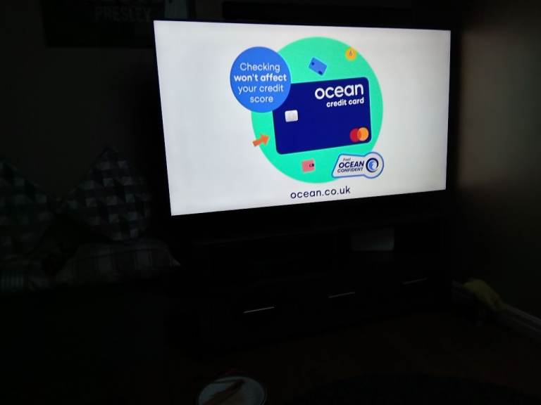 65INCH  SAMSUNG SMART TV 