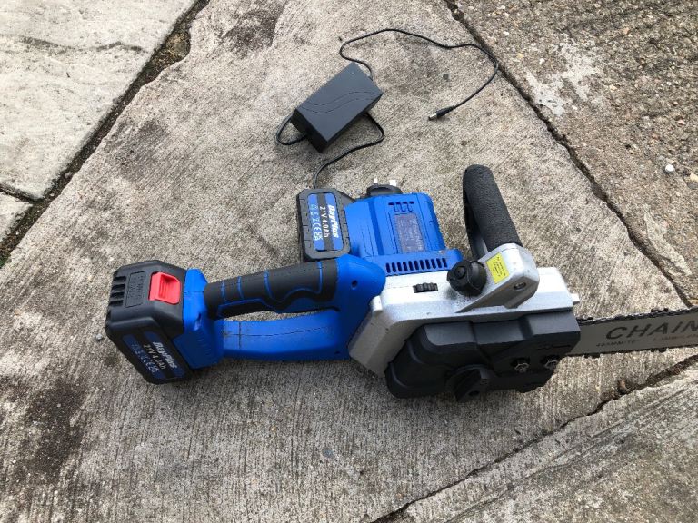 Battery Chainsaw 