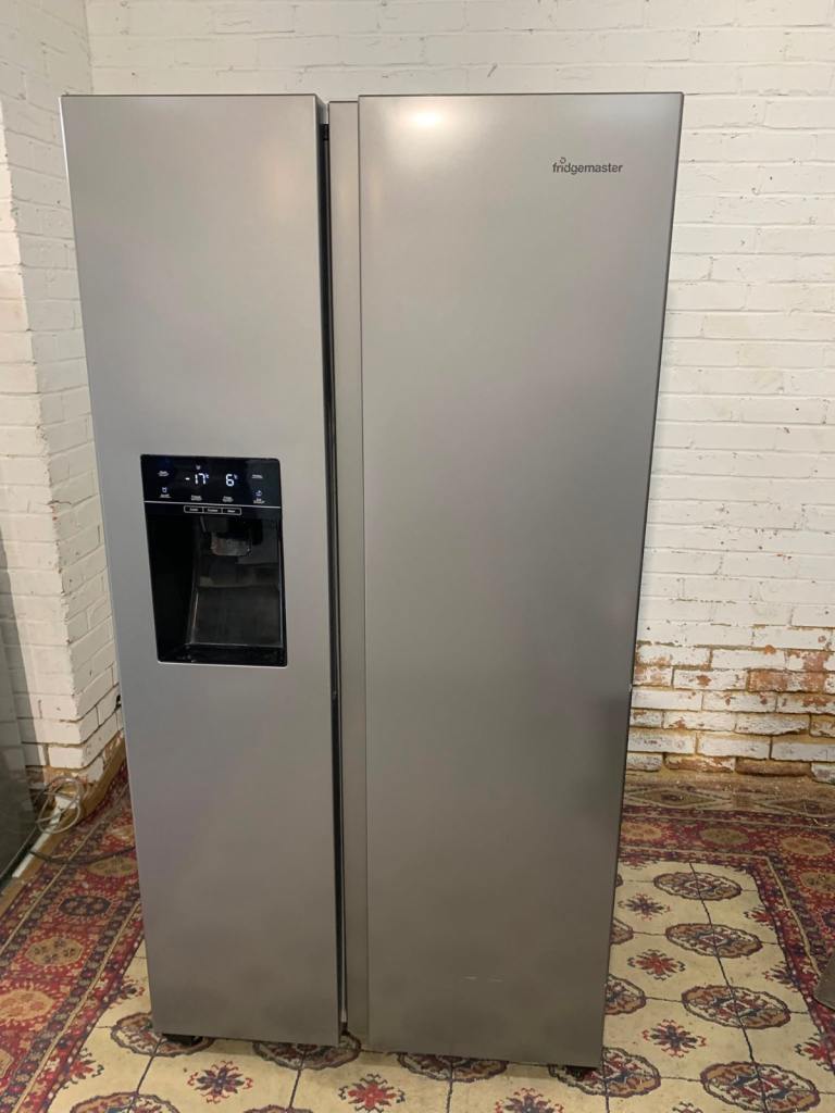✅🚐FridgeMaster  Double Door Icemaker American Fridge Freezer