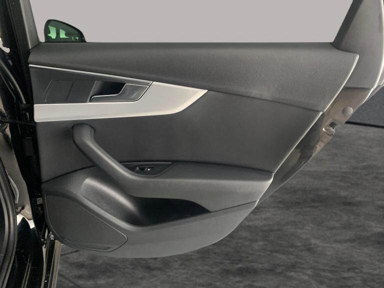 2021 Audi A4 Avant 2.0 TDI 40 Sport Edition Estate 5dr Diesel S Tronic quattro Euro 6 (s/s) (2 Es...