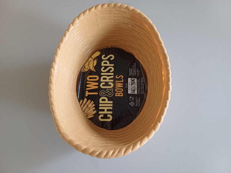 Brand new  Two CHIP & CRISPS BOWLS  MODERN AND STYLISH 