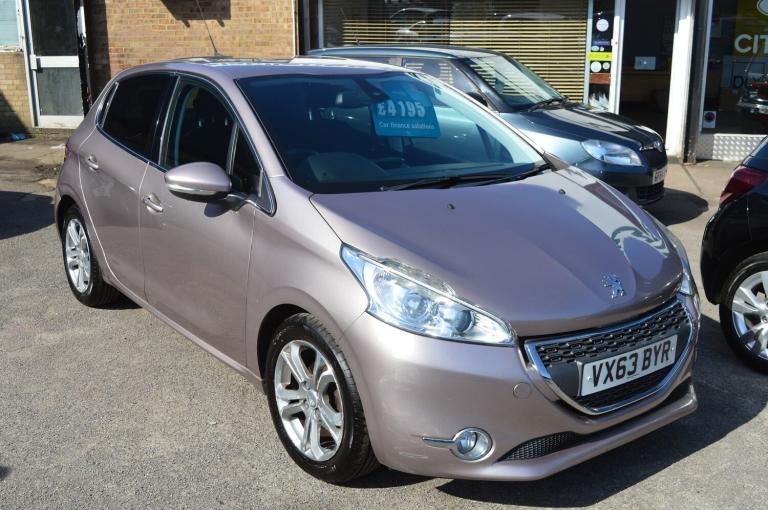 2013 Peugeot 208 Petrol