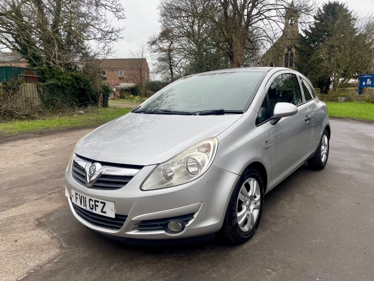2011 - VAUXHALL CORSA 1.3 CDTI - FULL MOT - £20 YEAR TAX - LOW MILES- £1075 !!!