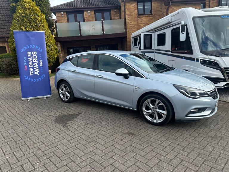 2016 Vauxhall Astra 1.0i Turbo ecoFLEX SRi Nav Hatchback 5dr Petrol Manual Euro