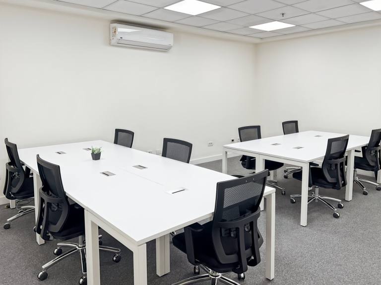 Shrewsbury - SY1 1JZ \ Flexible Office Rental with Capacity for 15 Desks