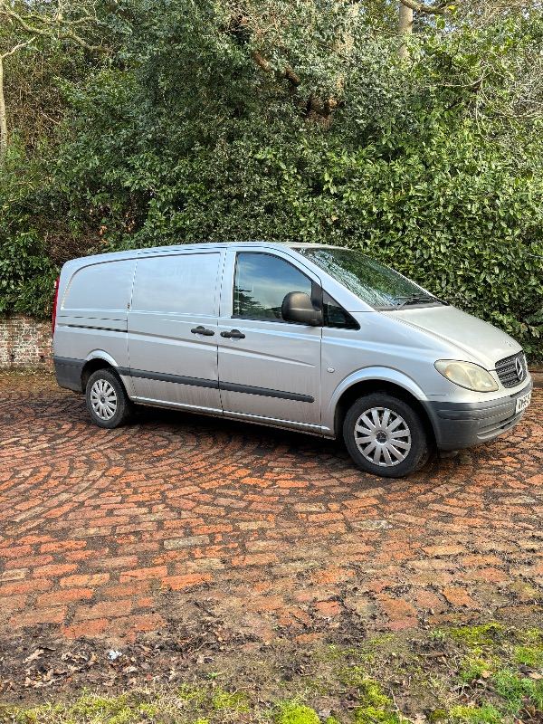 Mercedes Vito 111cdi lwb 2007 twin side doors drives superb 