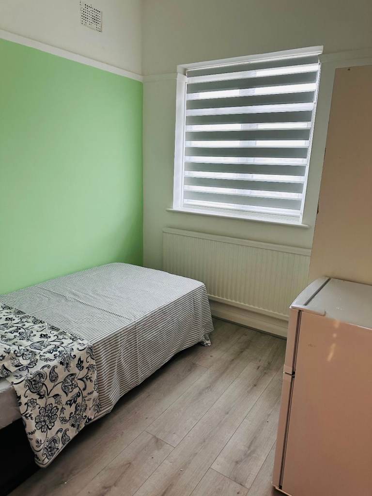 🏡🗝Single Large Room In White Hart Lane🏡🗝
