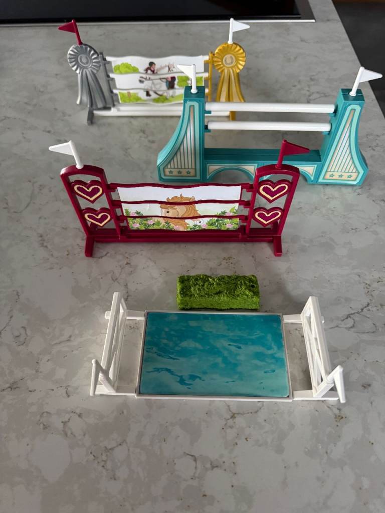 SCHLEICH HORSE CLUB SHOW JUMPS