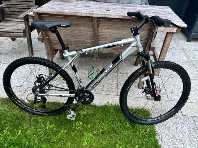 GT Aggressor 26インチ 引き取り希望 Selling my GT Aggressor mountain bike, with an 18” frame and 26