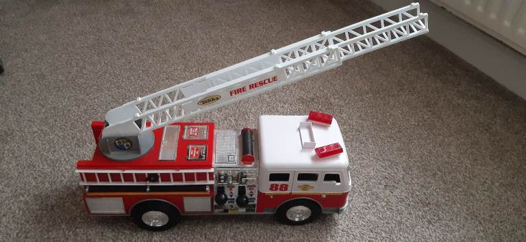 Tonka Light + Sound Fire Truck