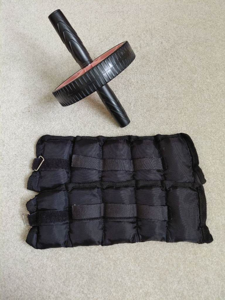 Free Ab Roller & Ankle Weights