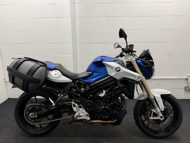 BMW F800R ** 2 Keys - BMW Panniers - 12 Months MOT **
