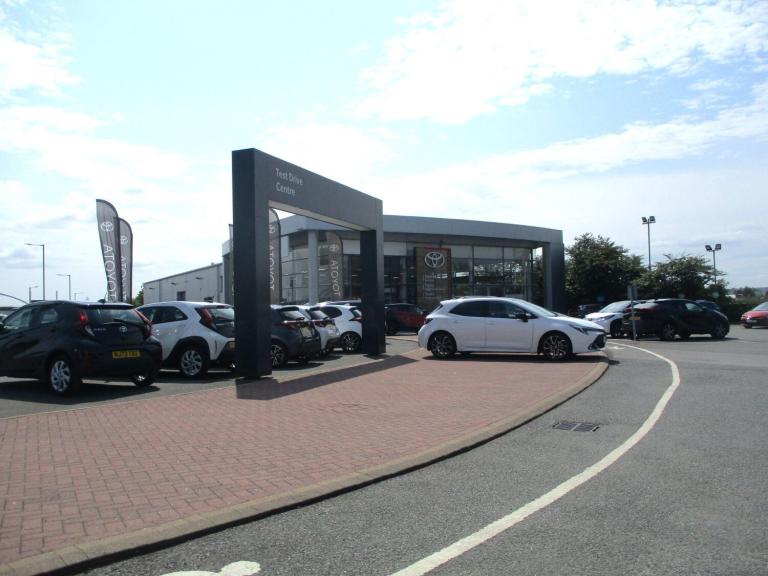 2025 Toyota Yaris 1.5 VVT-h Excel Hatchback 5dr Petrol Hybrid E-CVT Euro 6 (s/s) (130 ps) HATCHBA...