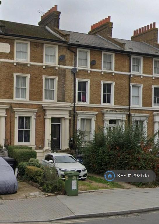 2 bedroom flat in Lewisham Road, London, SE13 (2 bed) (#2921715)