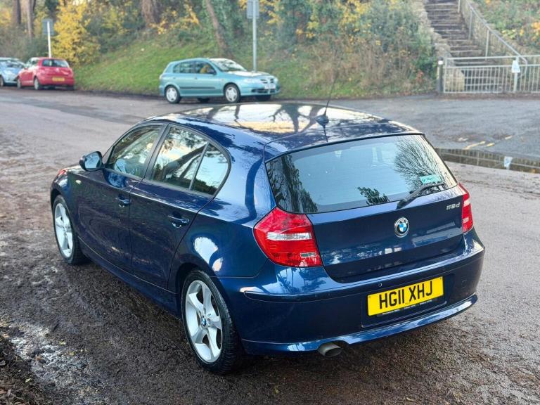 BMW 1 SERIES 2.0 118d SE Euro 5 (s/s) 5dr 2011