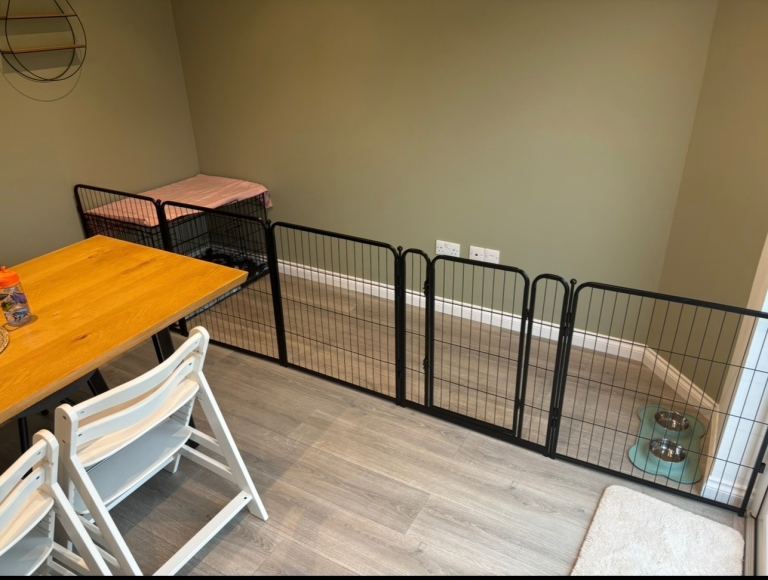 Puppy pen