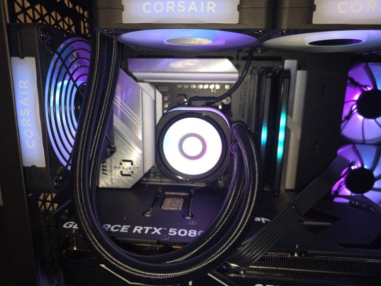 Corsair Vengeance A5100 Gaming PC RTX 5080 AMD Ryzen 7 7800X3D 64gb ...
