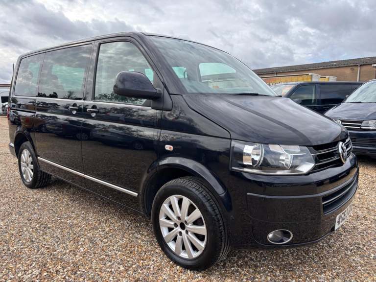 VOLKSWAGEN CARAVELLE DRIVE FROM WHEELCHAIR ACCESSIBLE VEHICLE 2.0 TDI