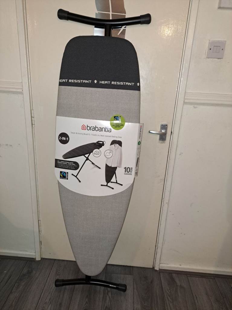 Ironing board 
