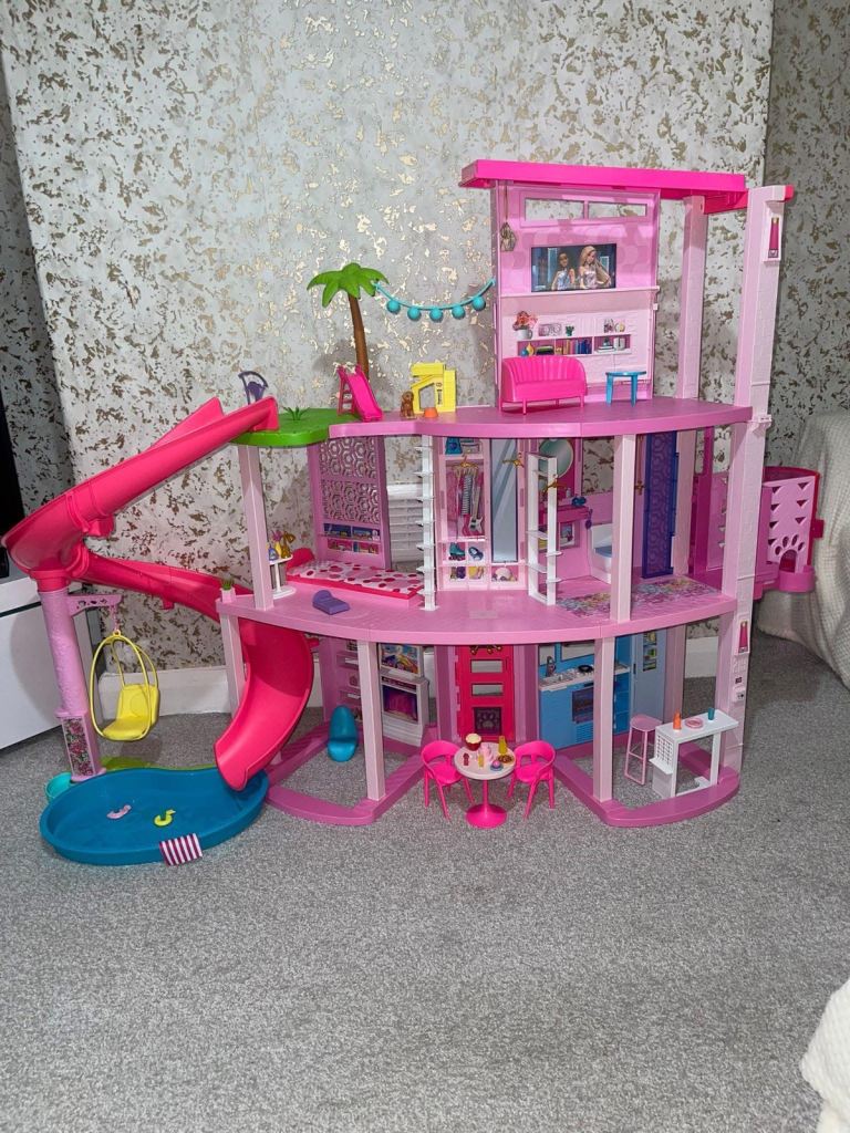 Barbie house, & Camper van 
