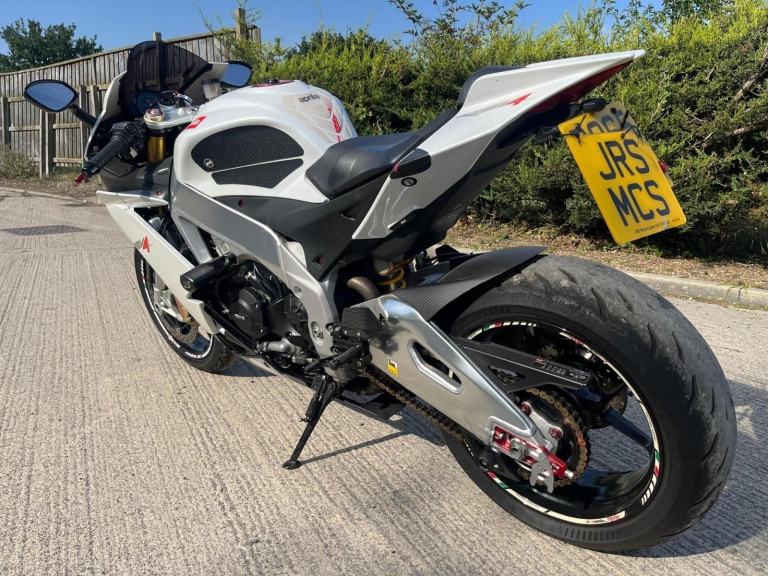 2015 65 APRILIA RSV4R A-PRC RSV1000 RSV4 R V4 MINT 8k MILES SPORTS SUPERBIKE