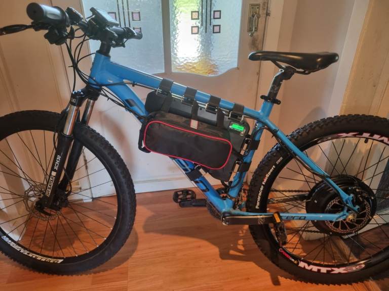 New 2000W 52V 50MPH eBike 27.5 18inch frame Glasgow postcode G81 2LS