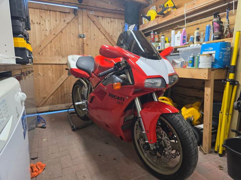 3 amazing ducati bikes 