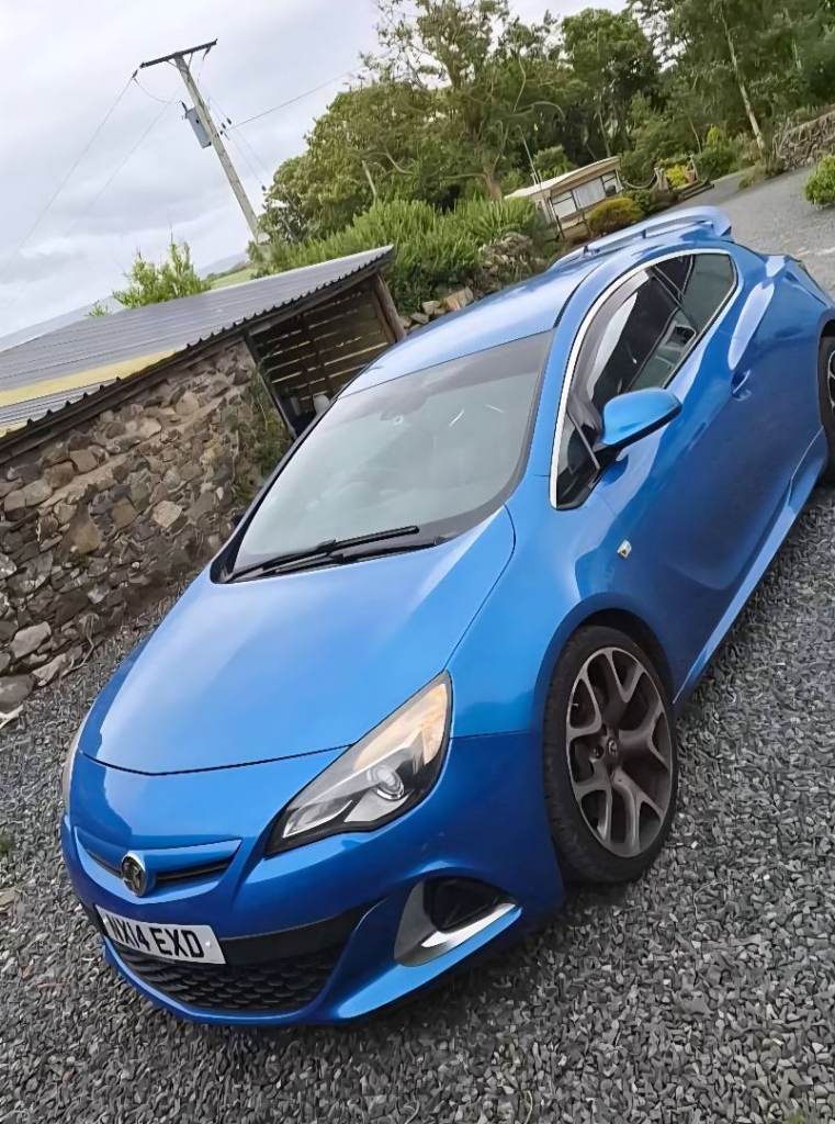 Vauxhall, ASTRA GTC, Hatchback, 2014, Manual, 1998 (cc), 3 doors