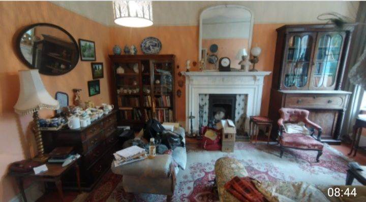 🚨 KNIGHTSBRIDGE ANTIQUES COLLECTIBLES HOUSE CLEARANCE SALE FURNTURE BOOKS JEWELLERY RUGS BARGAINS 