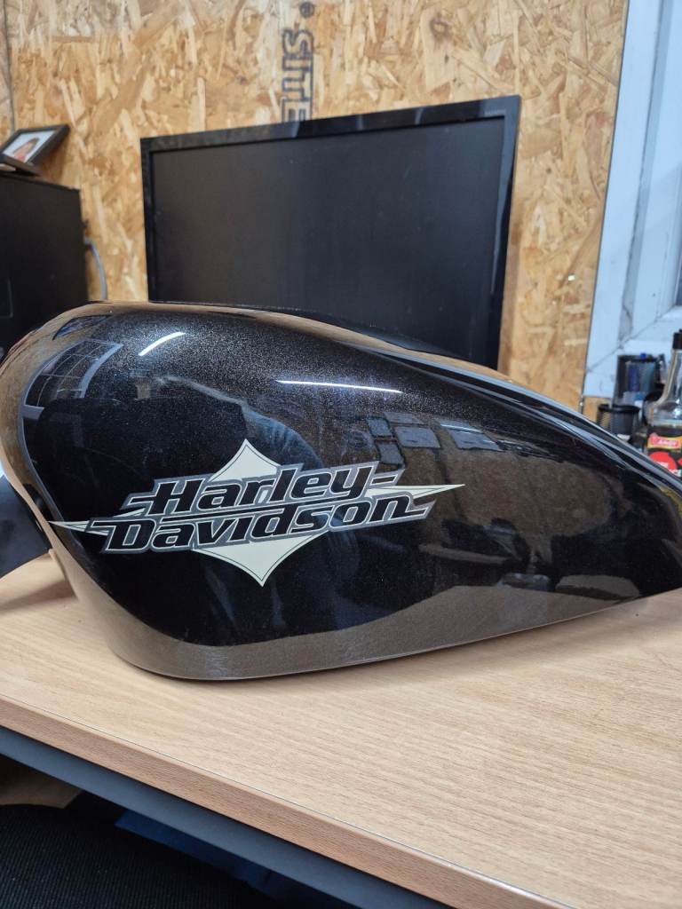 HARLEY DAVIDSON FUEL TANK