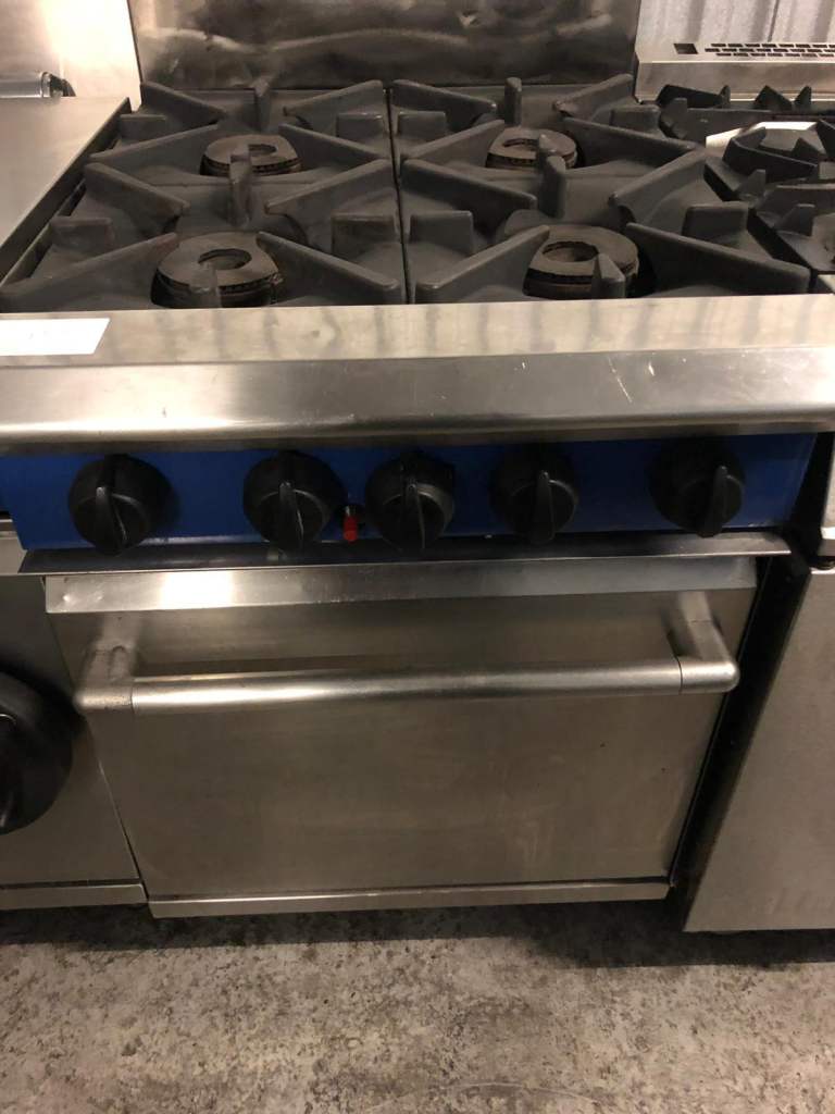 CATERING COMMERCIAL BLUESEAL Stainless Steel Gas Cooker with Oven CAFE RESTAURANT KITCHEN 