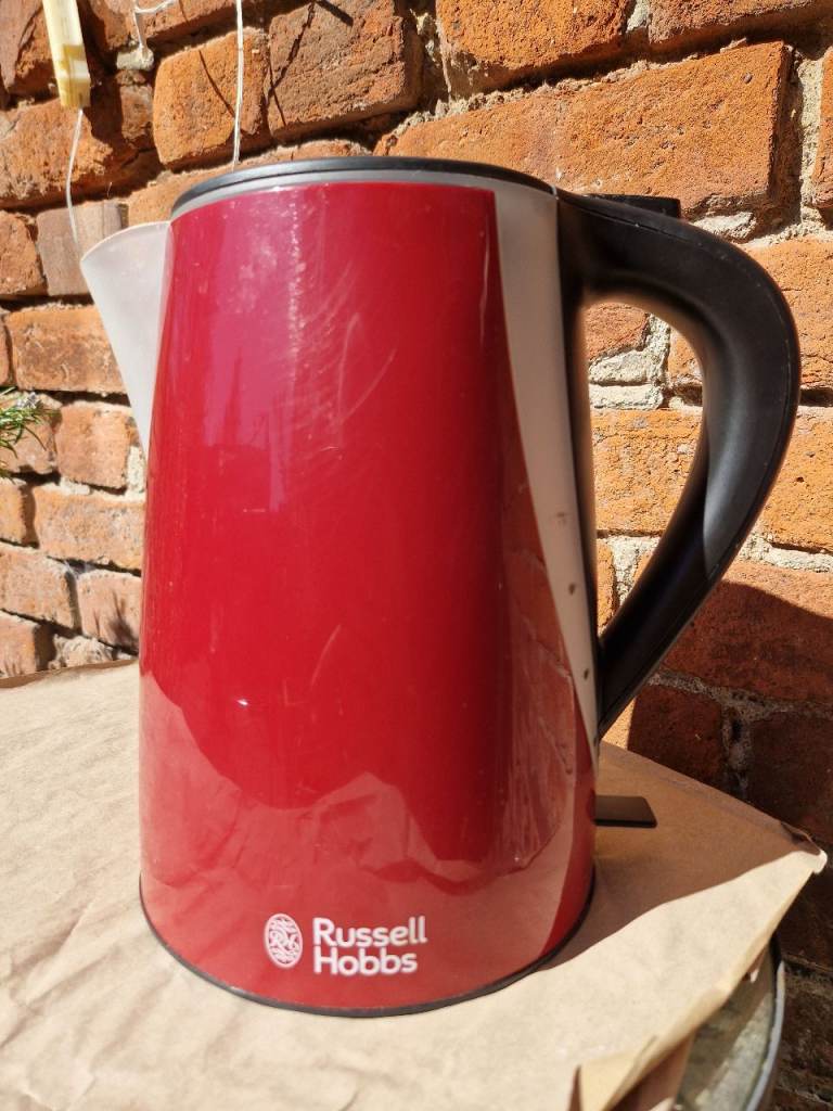 Russell Hobbs red jug kettle