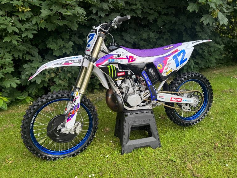 🔥 2024 Yamaha YZ250 – 50th Anniversary Style | Pro Circuit 🔥 2 STROKE MOTOCROSS BIKE