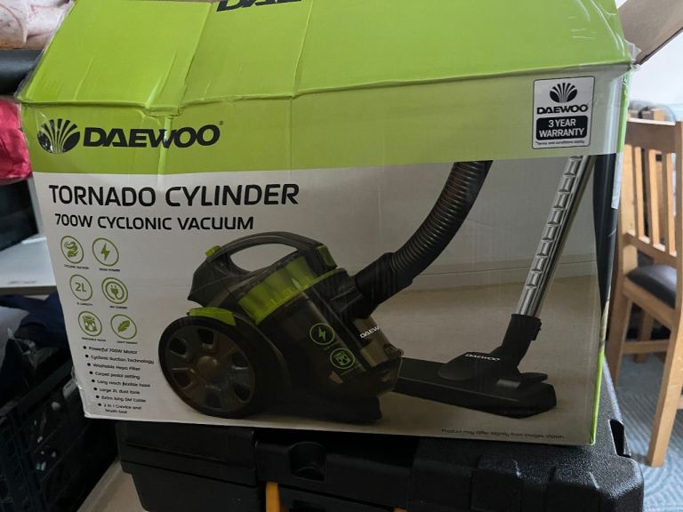 Daewoo Tornado Cylinder 700W Cyclonic Vaccum