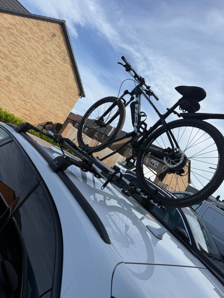 Roof bars