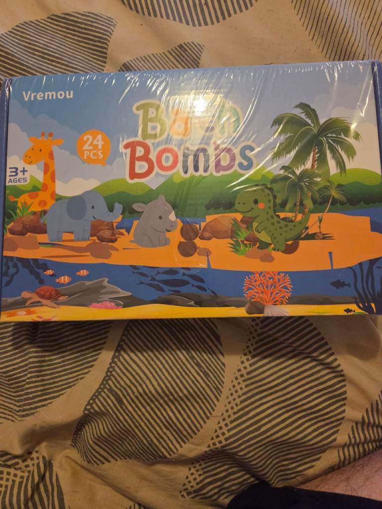 Vremou Kids Bath Bombs Set - 24 pcs, New
