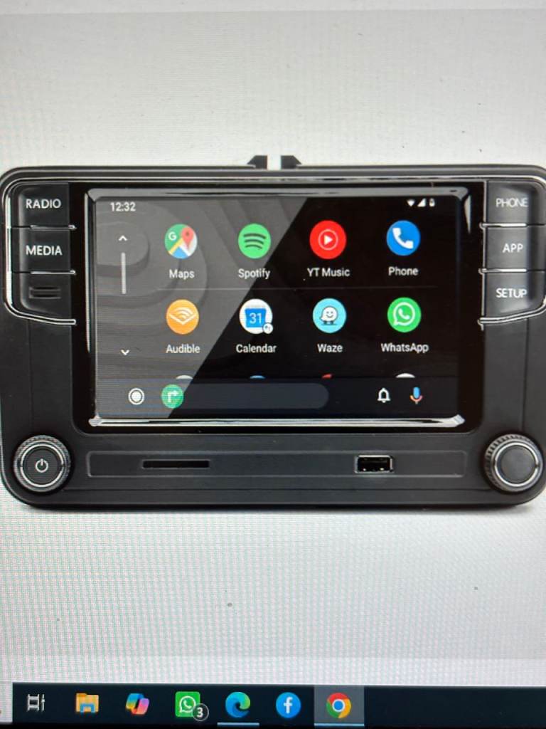 RD360  6.5 Touch screen display used in good working order it came out of my Golf  VW  estate TDI 