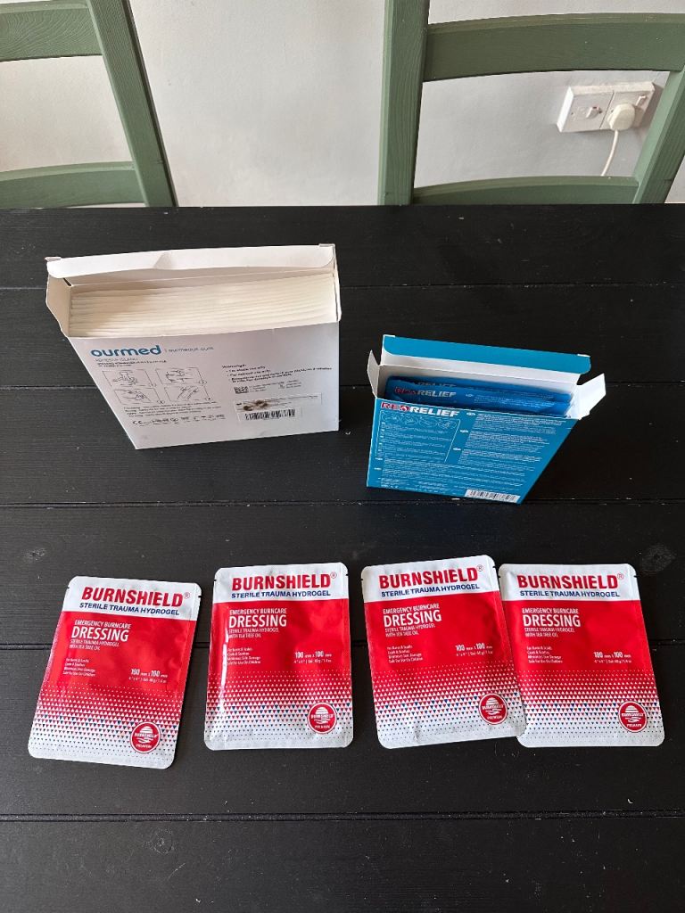 Burn relief dressings and bandages