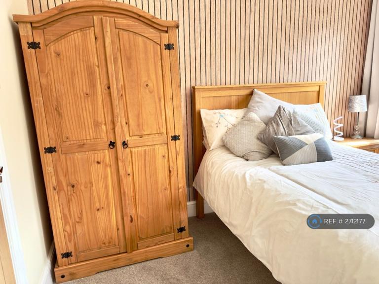 1 bedroom in Stamford Street, Ilkeston, DE7 (#2712177)