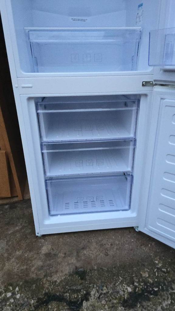 Beko Fridge Freezer  - Great Condition  - Can deliver locally from £7