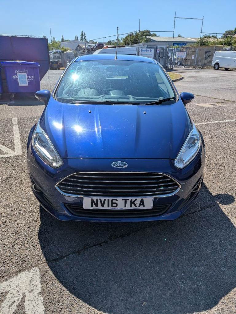 Ford, FIESTA, Hatchback, 2016, Manual, 1241 (cc), 3 doors