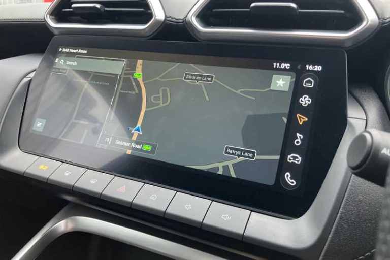 2025 MG MG ZS 1.5 Hybrid+ Trophy SUV 5dr Petrol Hybrid Auto Euro 6 (s/s) (196 ps) SUV Hybrid Auto...