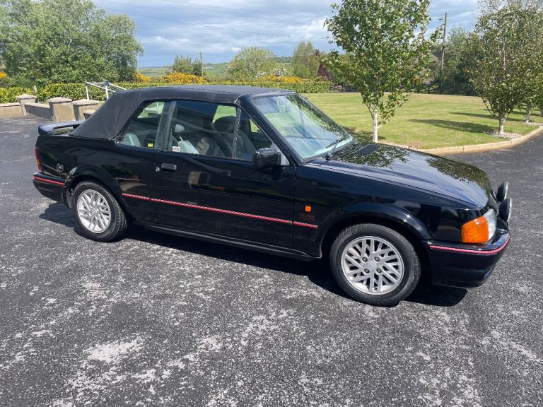 Ford, ESCORT, Convertible, 1990, Manual, 1597 (cc), 2 doors